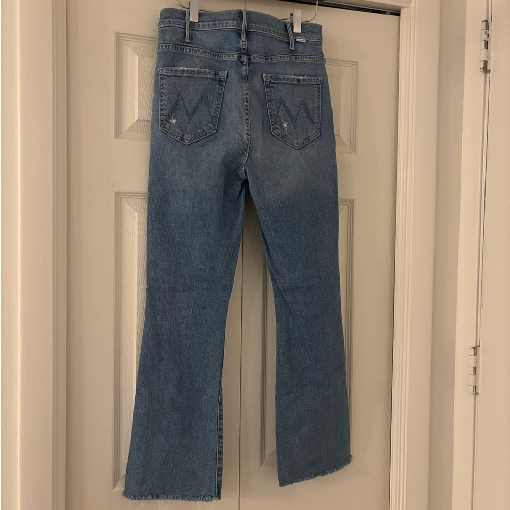 MOTHER DENIM The Hustler Ankle Fray Jeans in Understudy - Picture 11 of 14